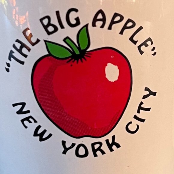 Vintage 1970's New York City "The Big Apple" Coffee Mug Beer Stein - Picture 2 of 5